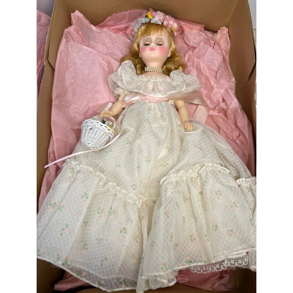 Madame Alexander Elise BridesMaid Doll With Original Box & Accessories